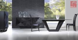 comedor de roble lacado negro. Mesa con tapa de cristal Crakle