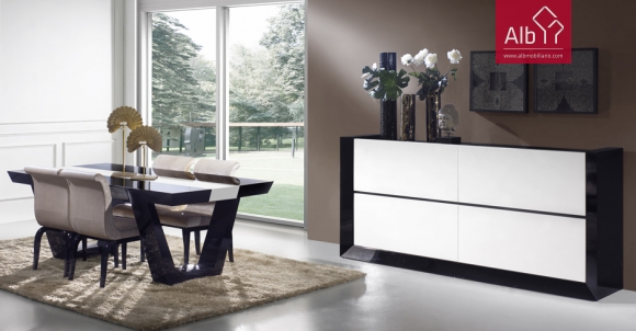 Dining lacquered in high gloss black and white
