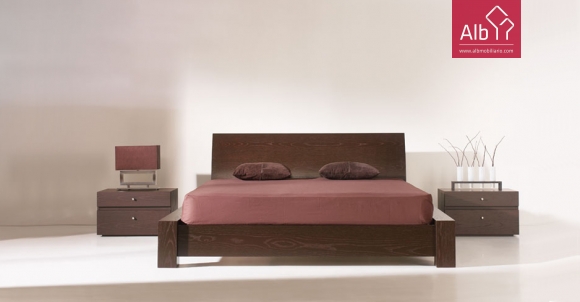 Dormitorio de Matrimonio  barato  Hecho de madera de wengué, con líneas limpias y elegantes